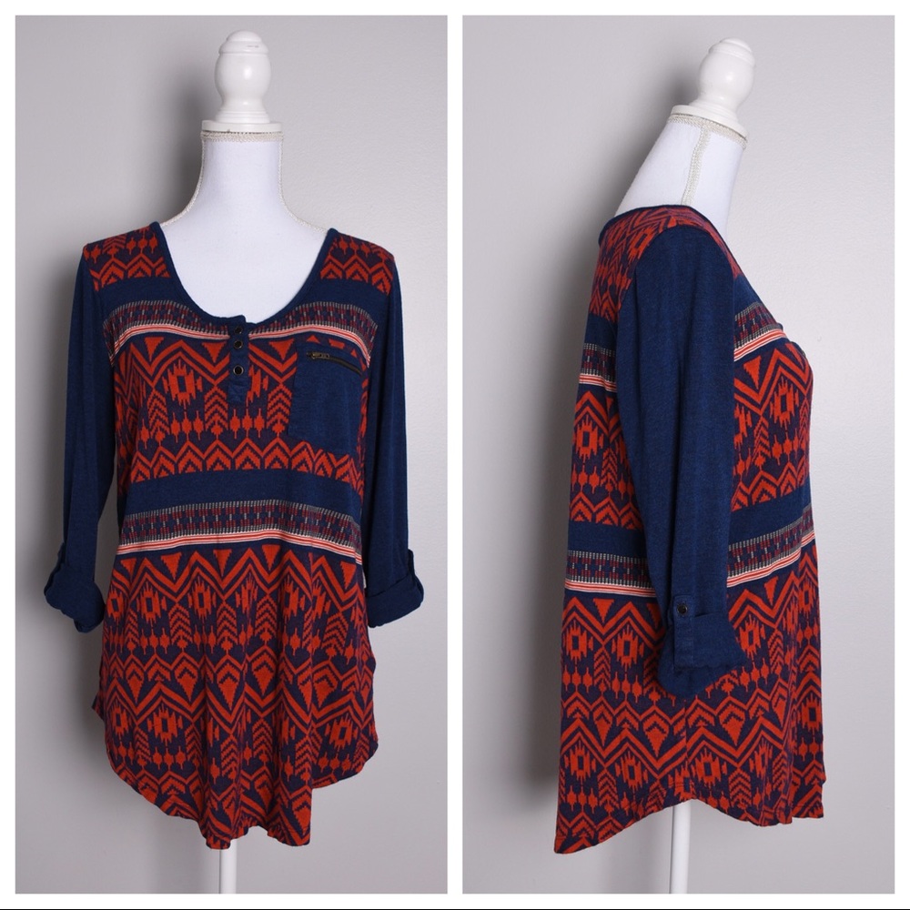 Soft Surrounding Sumatra Top Navy With Red